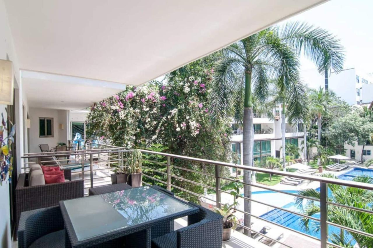 Luxurious & Central Condo In Playa Steps From The Beach Playa del Carmen Exterior foto