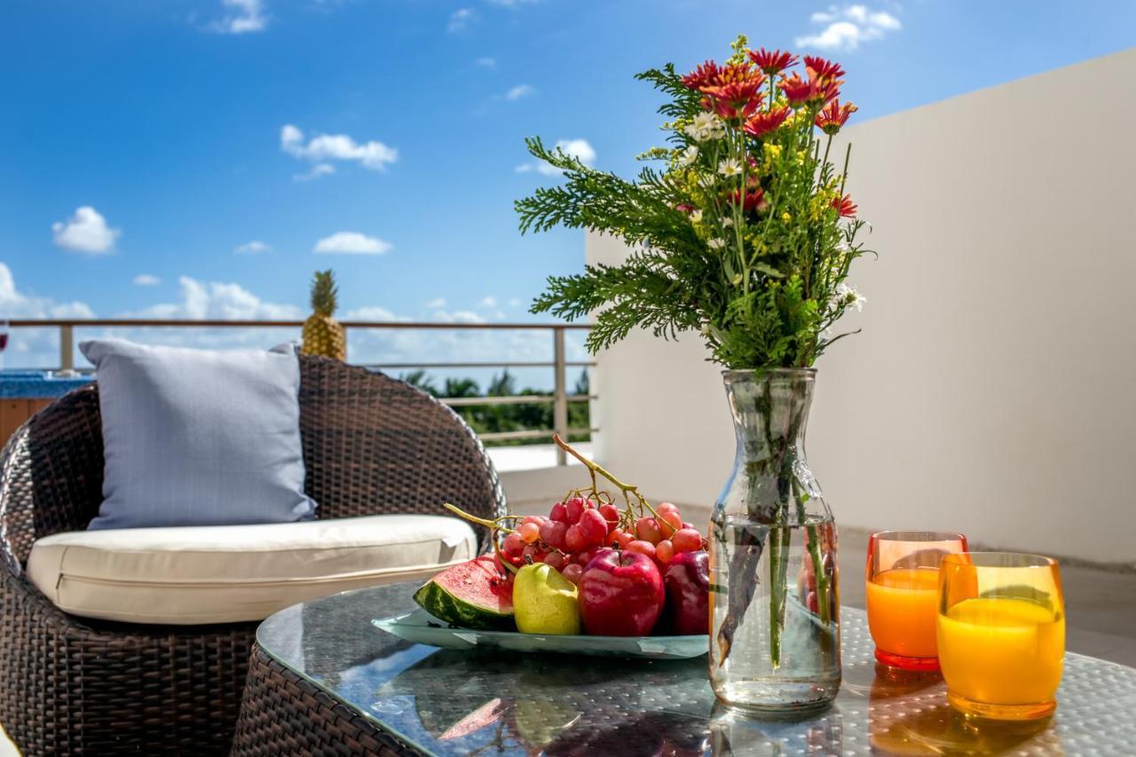Luxurious & Central Condo In Playa Steps From The Beach Playa del Carmen Exterior foto